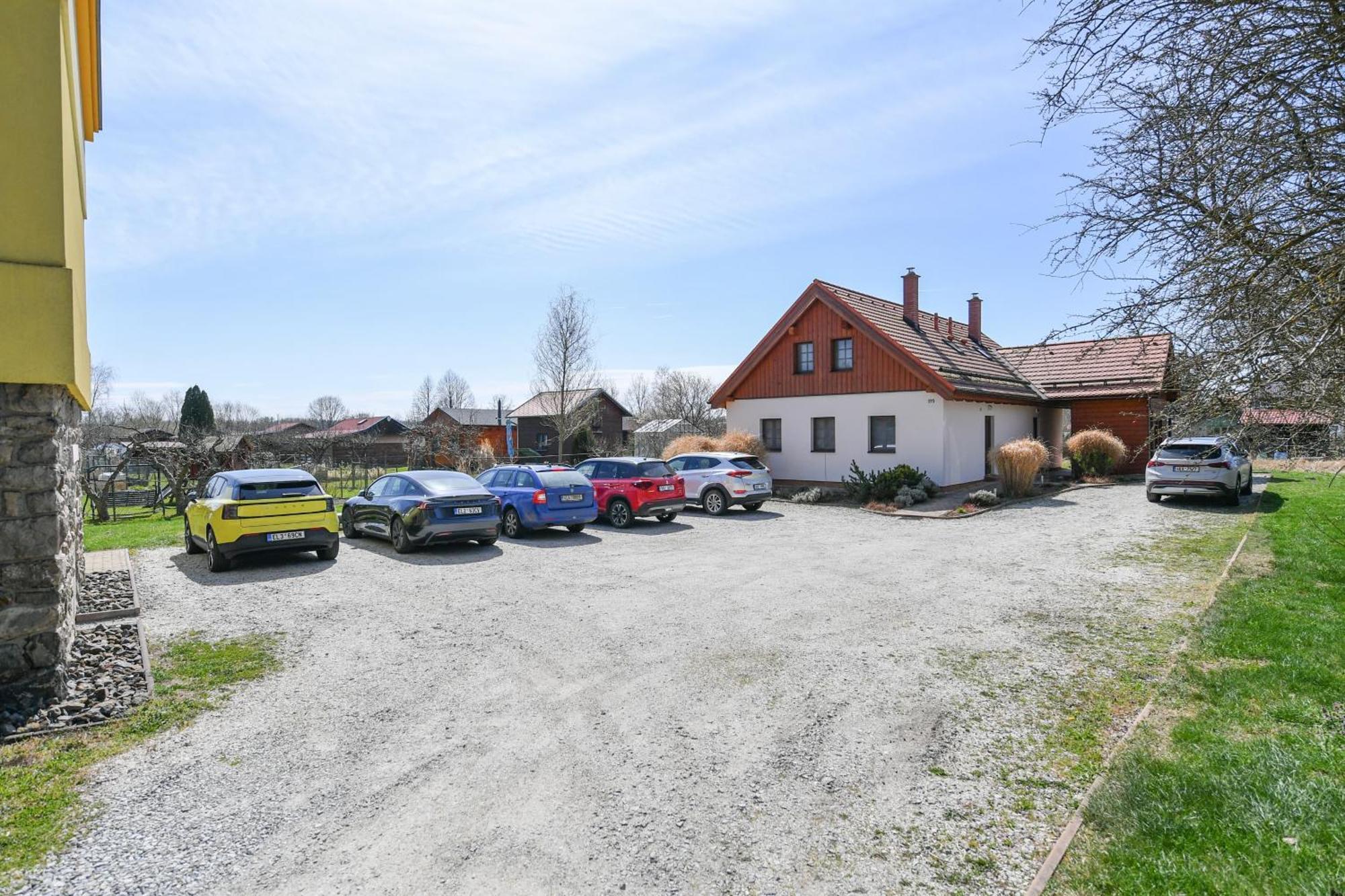 Třeboň Apartmany Na Seniku מראה חיצוני תמונה
