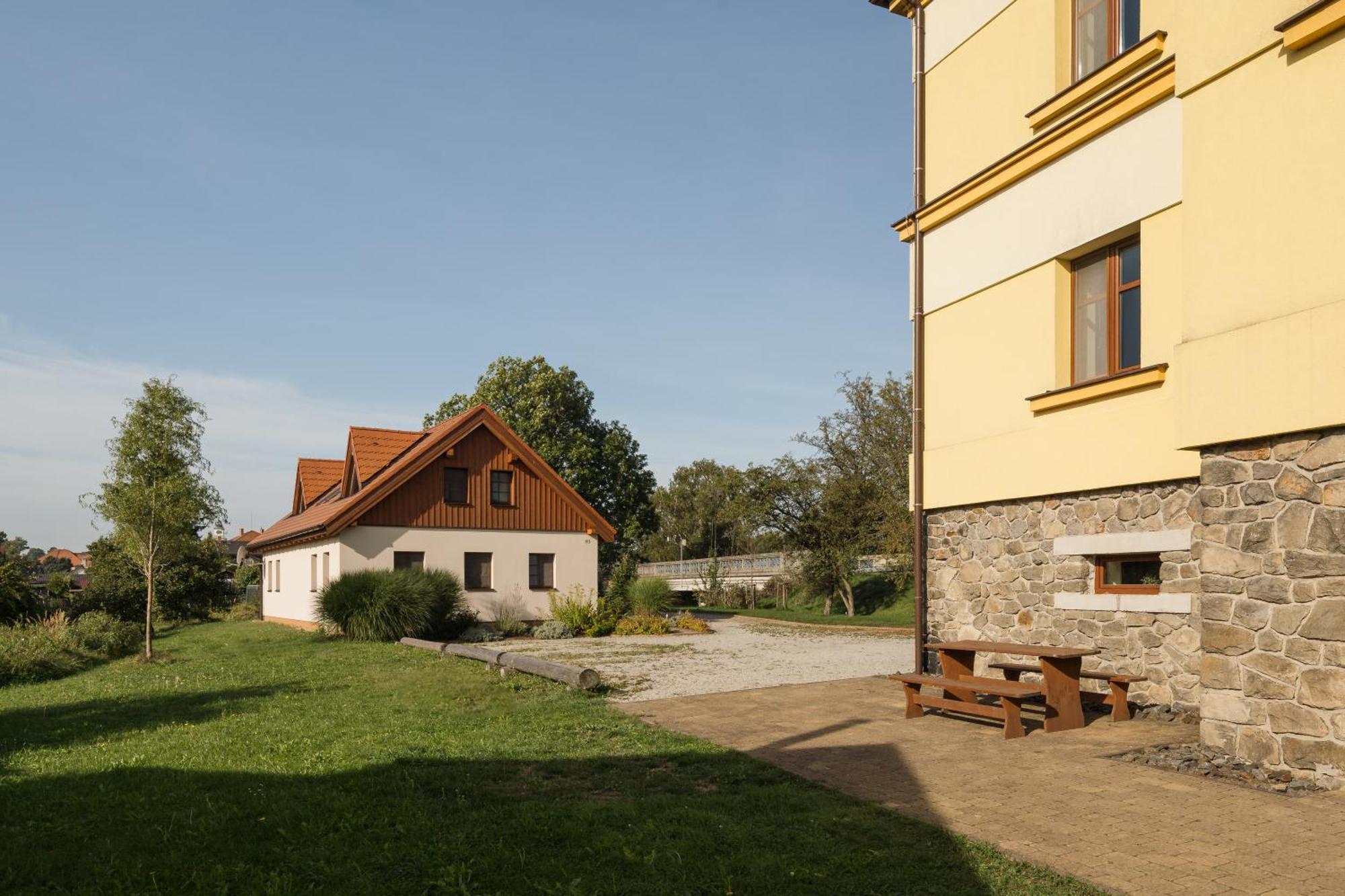 Třeboň Apartmany Na Seniku מראה חיצוני תמונה